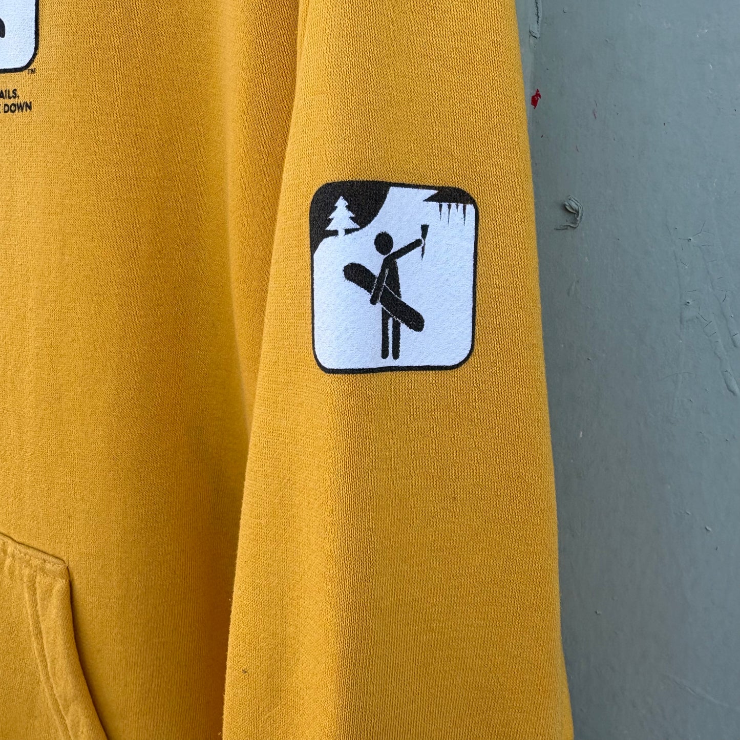 Vintage "Girls in the Snow" Hoodie - L